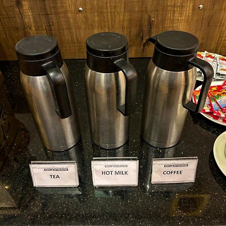 Hotel Oxmo Delhi Airport With Free Airport Transsfer ニューデリー エクステリア 写真