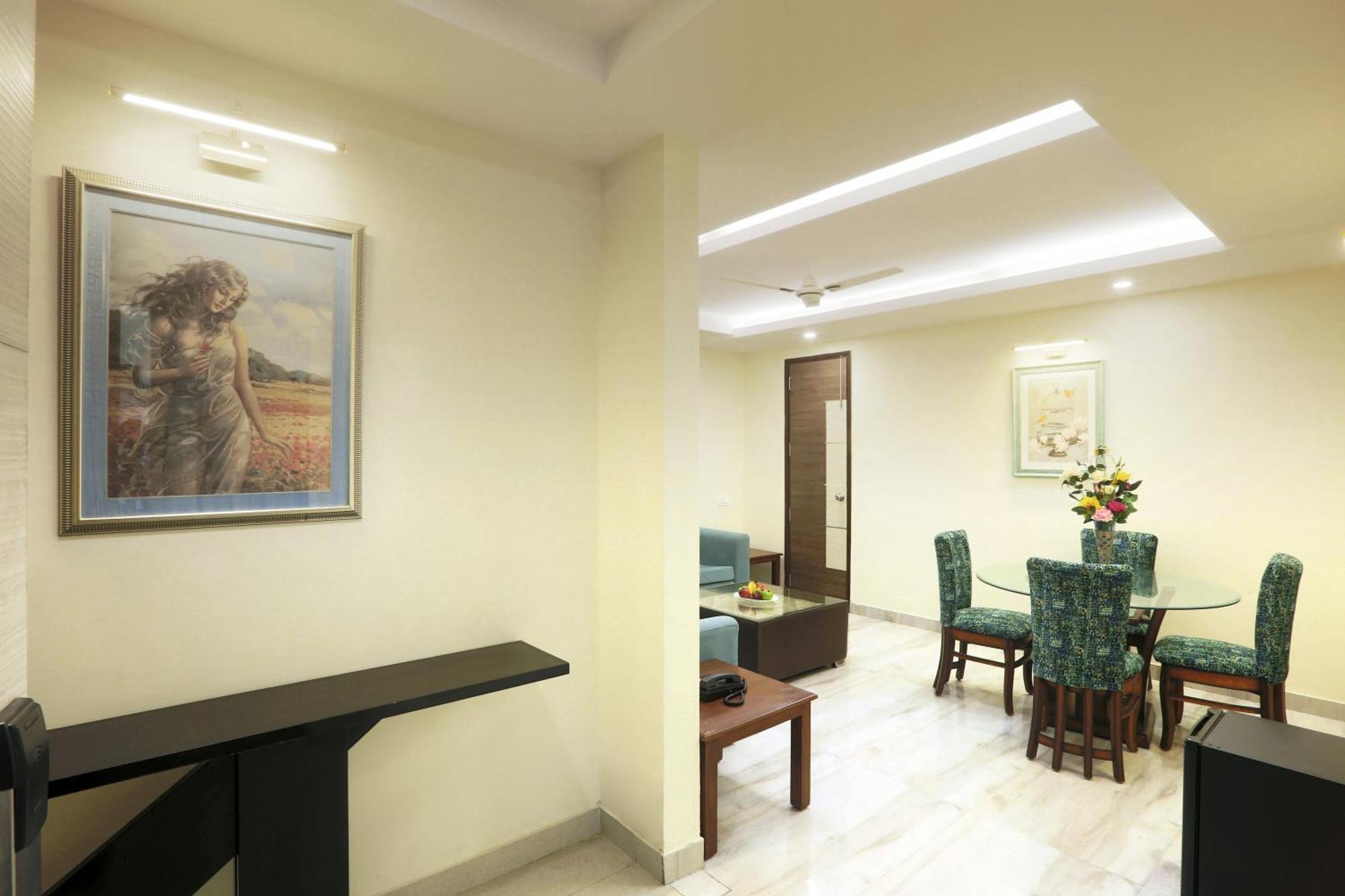 Hotel Oxmo Delhi Airport With Free Airport Transsfer ニューデリー エクステリア 写真